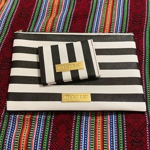 Mary Kay Clutch and Billfold